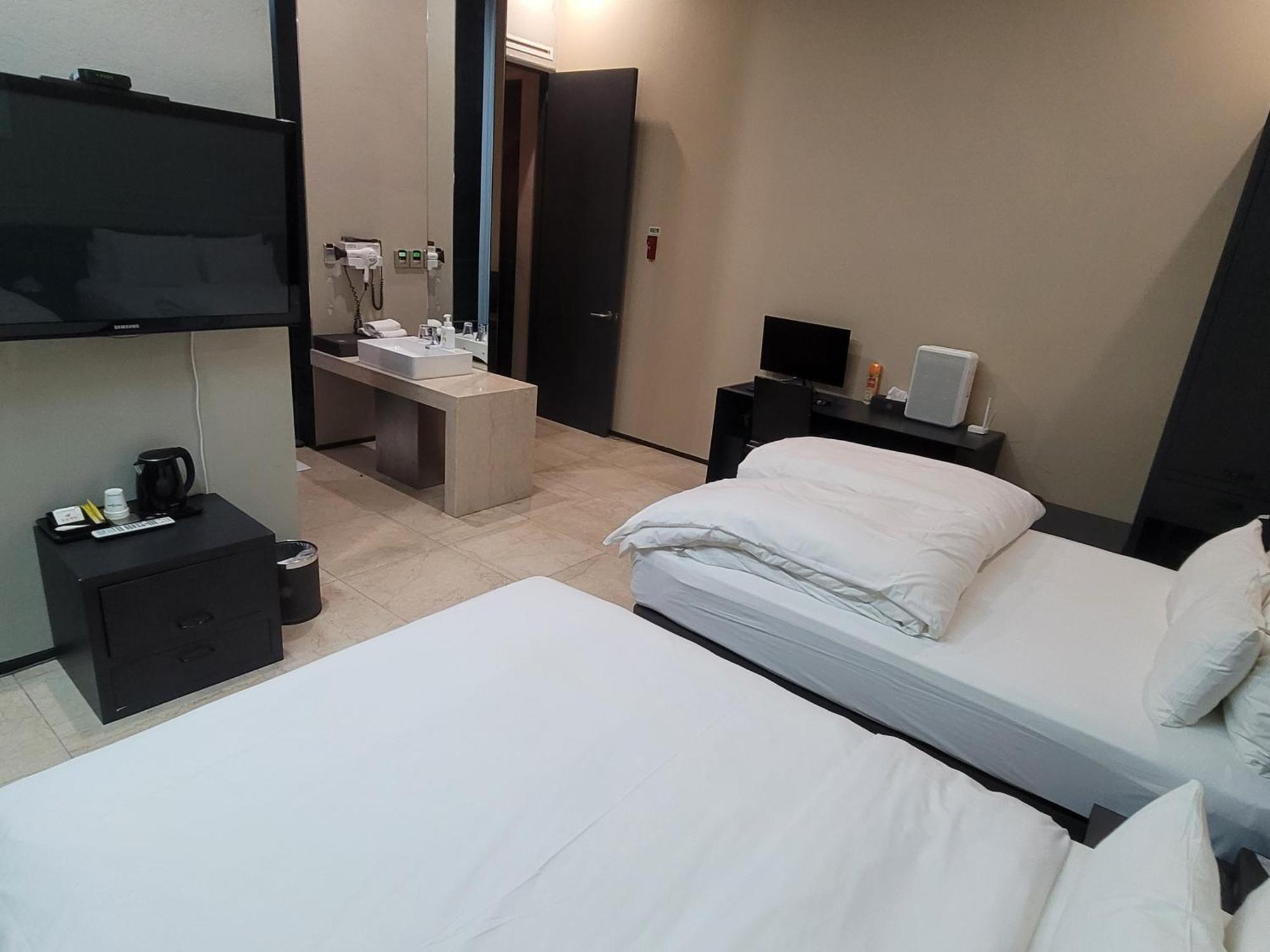 Starhills Hotel Сеул Экстерьер фото